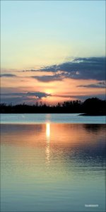 A Long Independence Bay Sunset .jpg