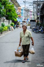 lady-at-banbung1-1.jpg
