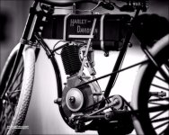 1903 HD  BW  1.jpg