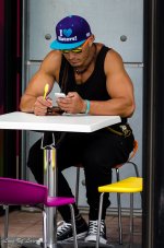 Muscles waiting for order.jpg