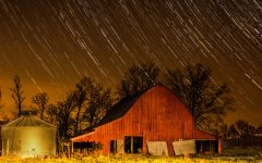 starry barn 1-5.jpg