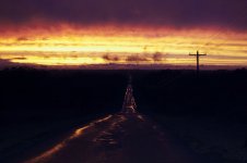 putnam_road_by_samspade1941-d4c9cvp.jpg