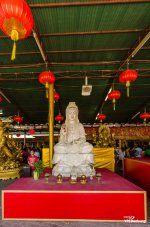 Nacha-Sa-Thai-Chue-Shrine-49.jpg