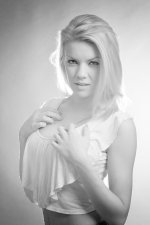 _ST70246_BW.jpg