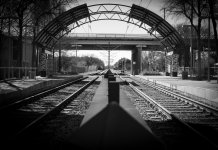 Rail 2-0285.jpg Rail 2-0285.jpg