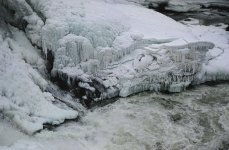 Frozen5.jpg