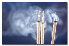 YPE-Banung-Joss-sticks-1-FrameShop_1.jpg