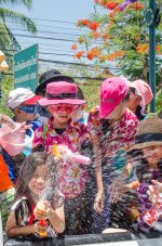 songkran-17.jpg