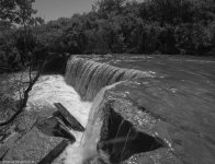 CottonwoodLakeFallsbw.jpg