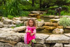 Mya sitting at fountain2.jpg