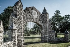 Gateway1.jpg