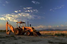 backhoe3-cr.jpg