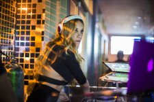 DJ-Yez-Barcode_06.jpg