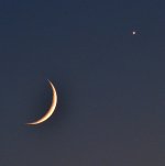Moon and Venus 004 crop.jpg