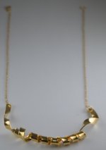 neckless.jpg