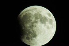 moon.jpg
