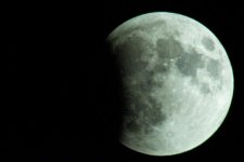 moon1.jpg