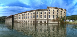 Hale Bar Dam-9shot pano.jpg