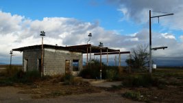 gas station3-cr.jpg