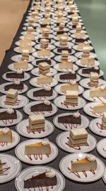 2016 NHS Jazz Dinner Cakes-1004.jpg