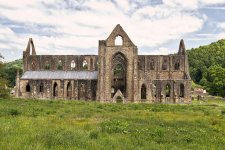 Tintern-Abbey-1.jpg