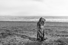 2016.07.17 Yvette Elena Maternity Sand Bay LR-5.jpg