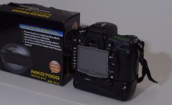 D7000 battery grip 1.JPG