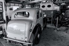 DSC_6895B&W.jpg