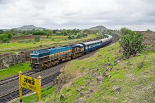 F936_Down_Koyana_ABLE_D6451.jpg