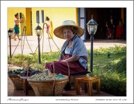 peanuts-seller-1.jpg
