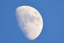 moon7560.jpg