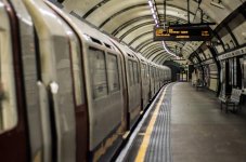 London tube.jpg London tube.jpg