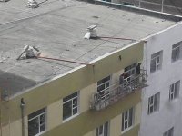 workplace-safety-fails-men-accident-waiting-to-happen-44-58d24b7006102__605.jpg