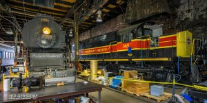 8-12-17 BO RoundHouse  (35 of 1)-5_01.jpg