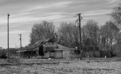 Abandoned Store_500_2547.jpg