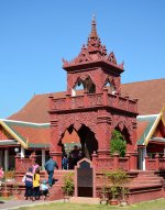 phra_haripunchai-7.jpg