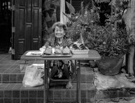 selling-food-1-2.jpg