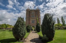 Sissighurst Castle & Gardens-10.jpg