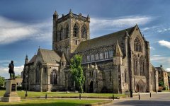 Paisley Abbey 2.jpg