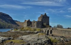 Eilean Doonan Castle.jpg