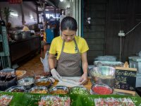 food-seller-1.jpg