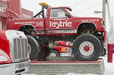 Tow Truck Tires.jpg