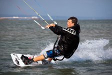 Kite-surfer.jpg