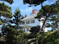 Yaquina Bay Lighthouse 1H.jpg