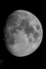 d5001 moon.jpg