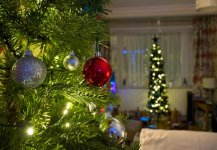 Xmas ball.jpg