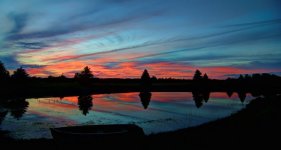hdr pond800.jpg