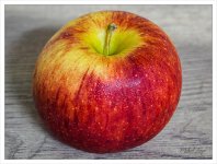 apple.jpg