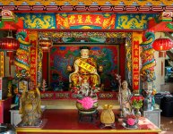 altar4-1.jpg
