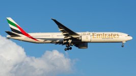 Emirates B777 A6-ECK 2048.jpg